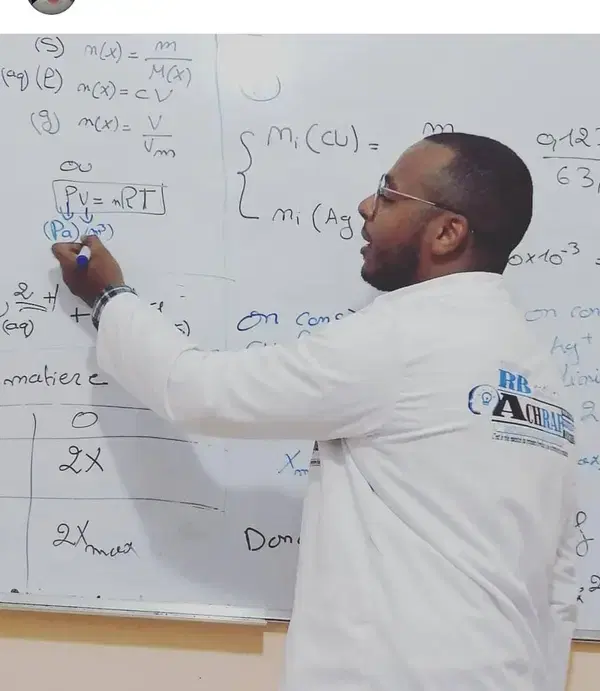 Professeur Achraf - Kenitra